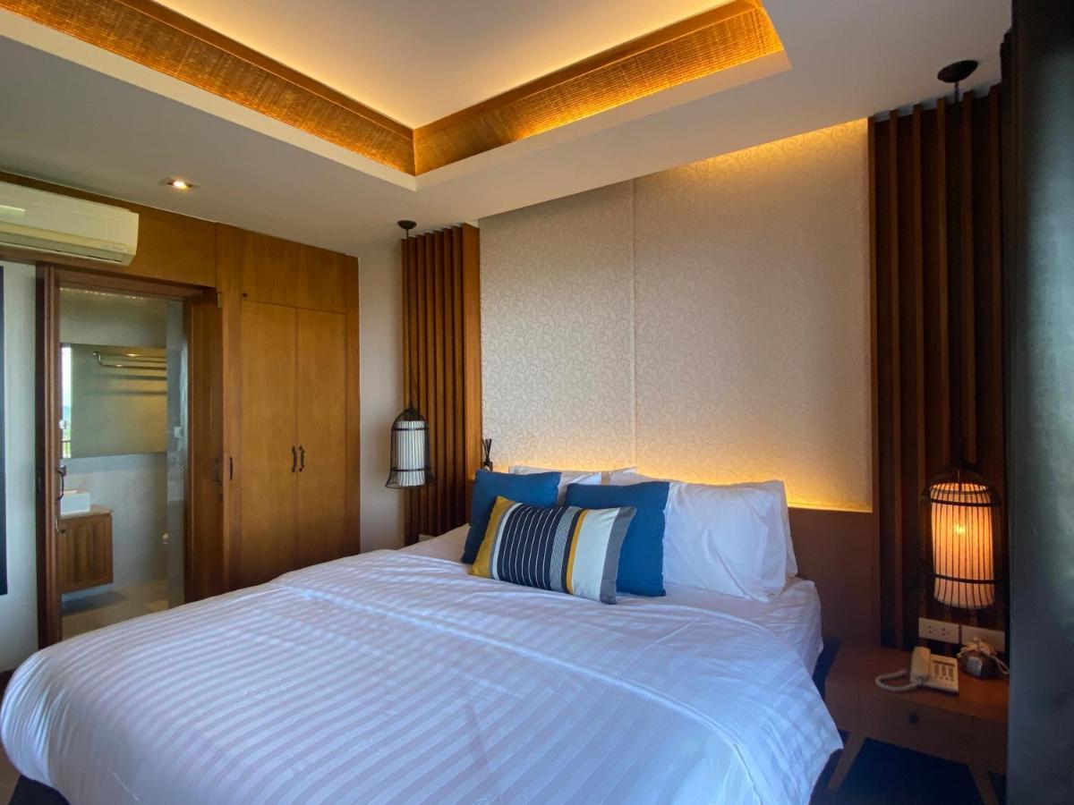 צ'אלונג Phuket View Coffee And Resort מראה חיצוני תמונה