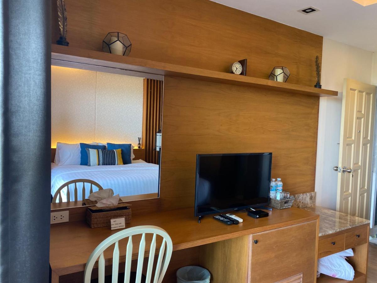 צ'אלונג Phuket View Coffee And Resort מראה חיצוני תמונה