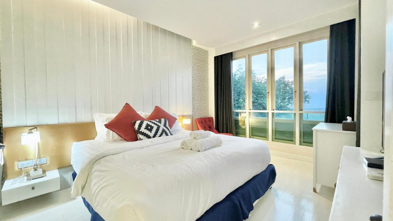 צ'אלונג Phuket View Coffee And Resort מראה חיצוני תמונה