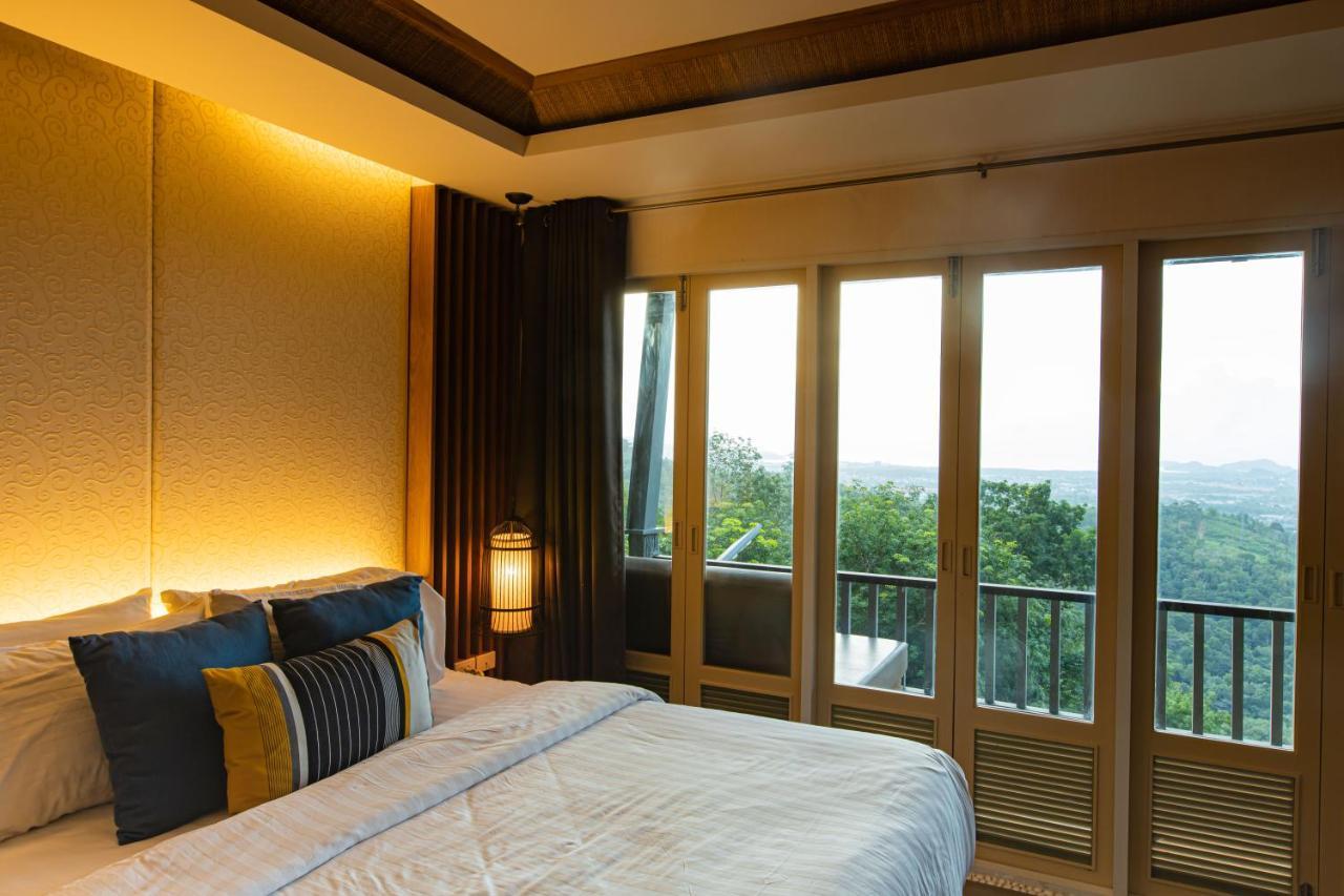 צ'אלונג Phuket View Coffee And Resort מראה חיצוני תמונה