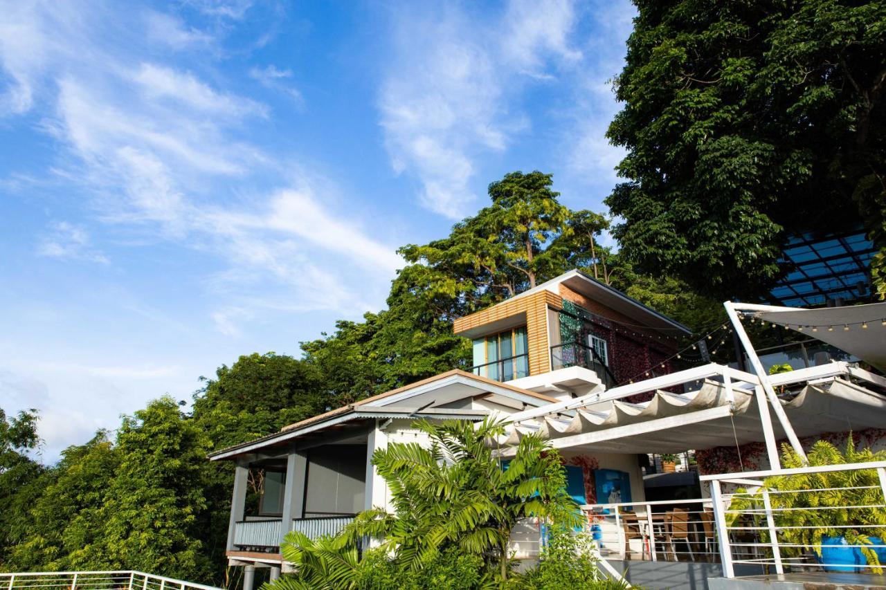 צ'אלונג Phuket View Coffee And Resort מראה חיצוני תמונה