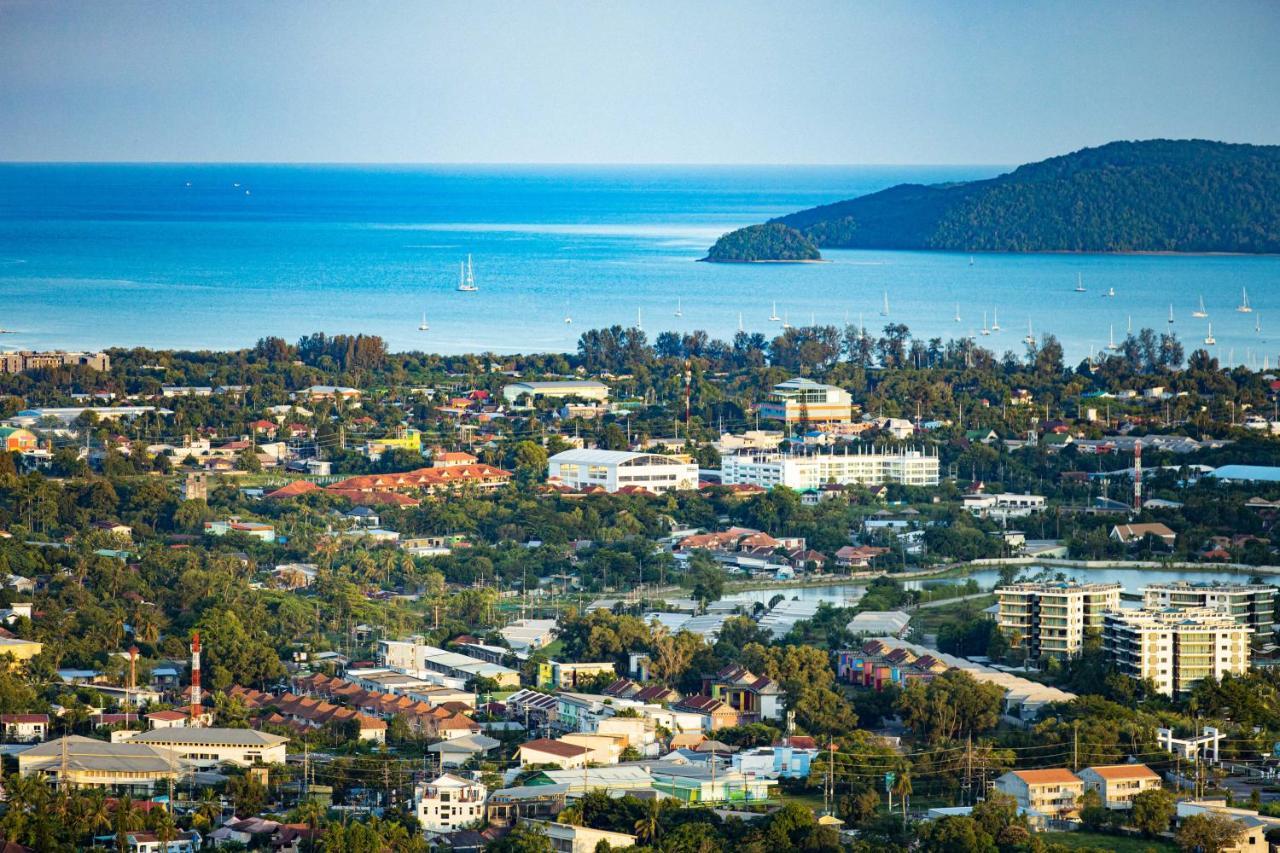 צ'אלונג Phuket View Coffee And Resort מראה חיצוני תמונה