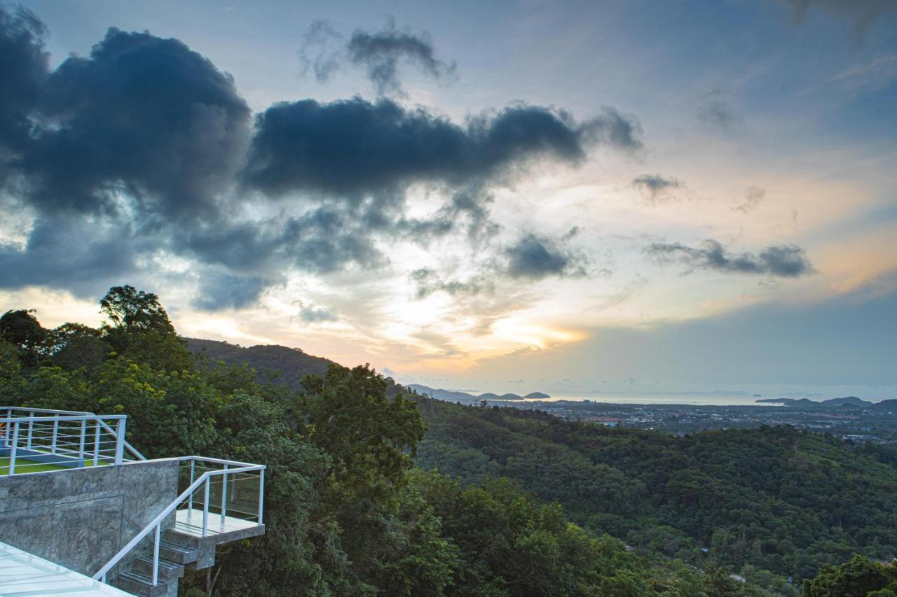 צ'אלונג Phuket View Coffee And Resort מראה חיצוני תמונה