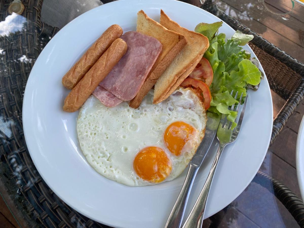 צ'אלונג Phuket View Coffee And Resort מראה חיצוני תמונה