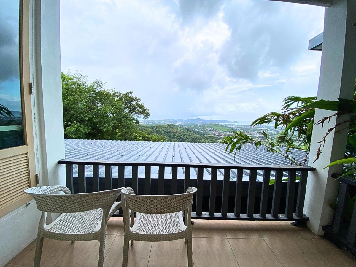 צ'אלונג Phuket View Coffee And Resort מראה חיצוני תמונה